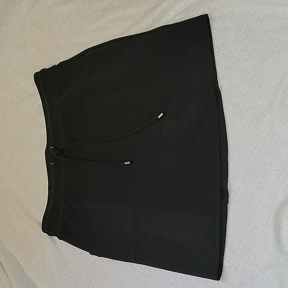 Cable & Gauge Sport Black Skort Small Mint Condition